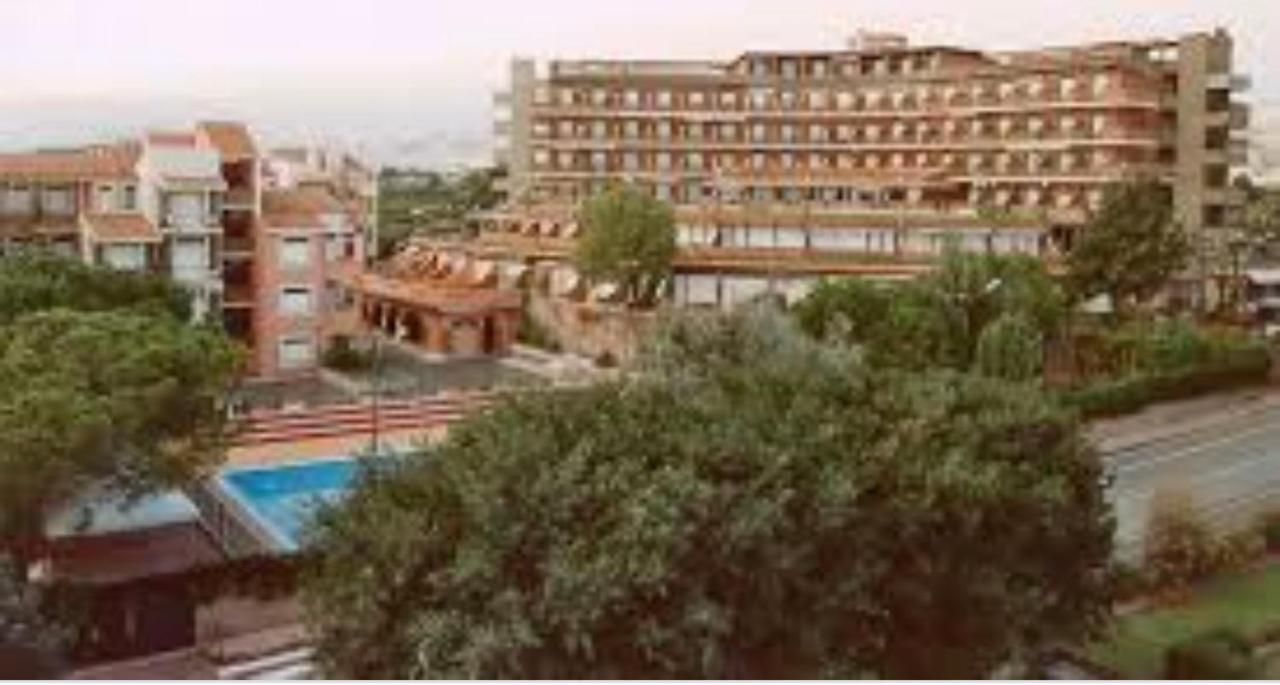 Serena Holiday Home Naxos Giardini Naxos Bagian luar foto