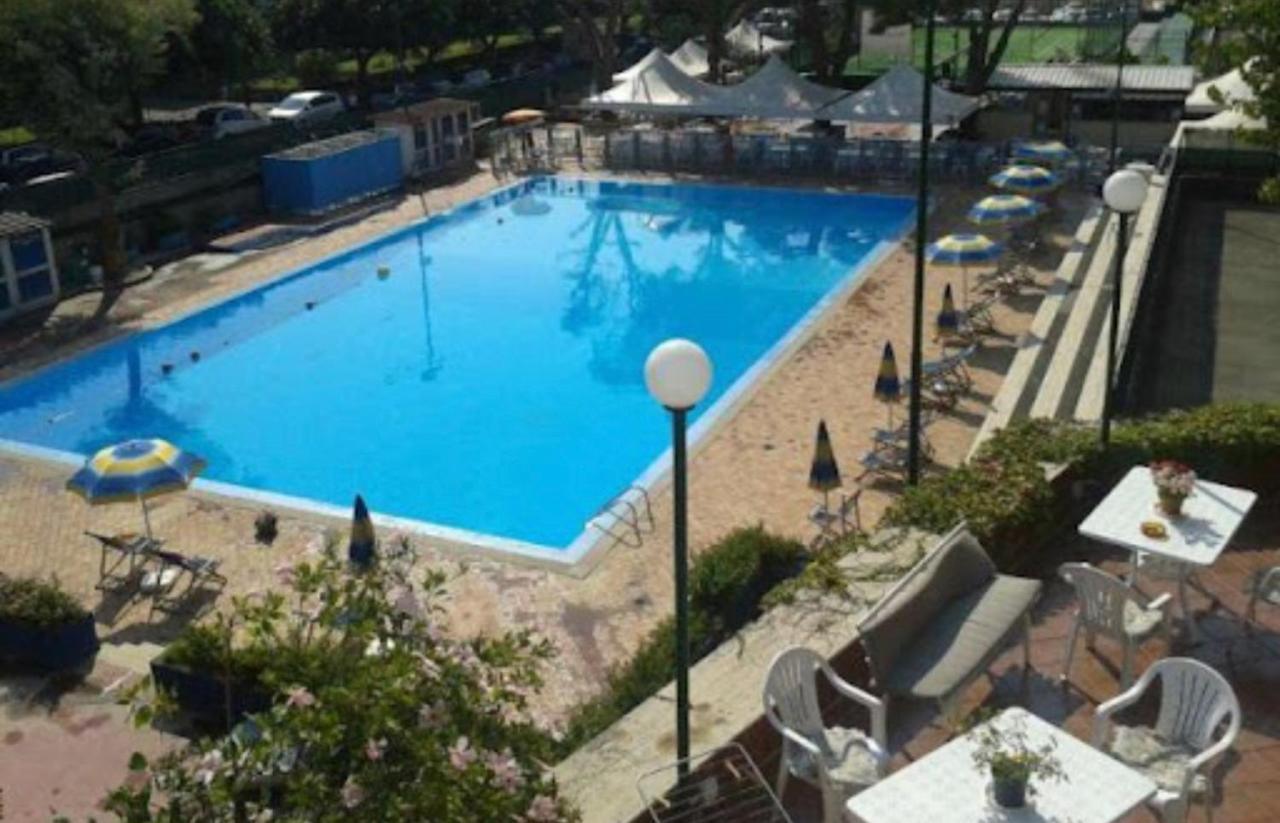 Serena Holiday Home Naxos Giardini Naxos Bagian luar foto