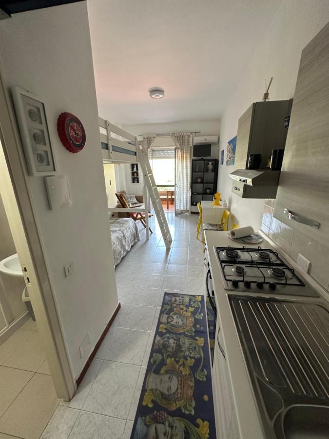 Serena Holiday Home Naxos Giardini Naxos Bagian luar foto